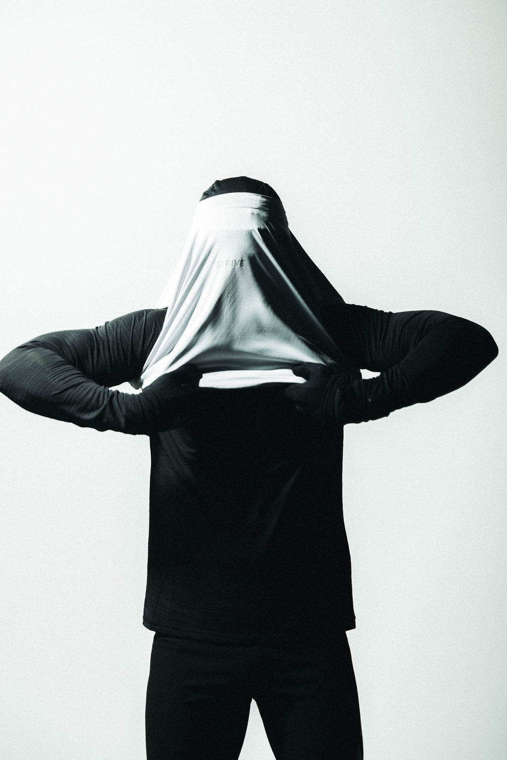 Topography Reflective Cut Off - Chalk Grey