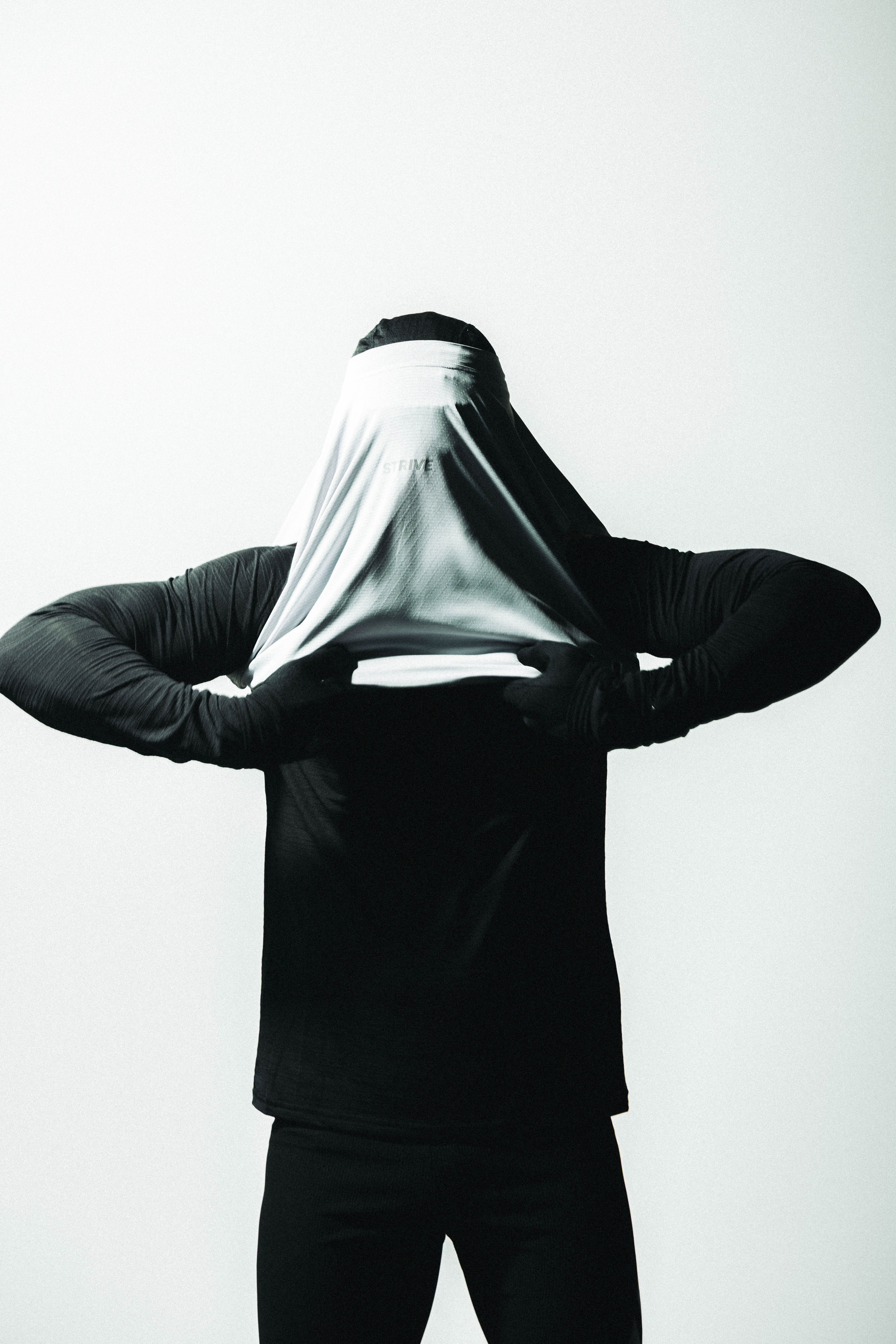 Topography Reflective Cut Off - Chalk Grey