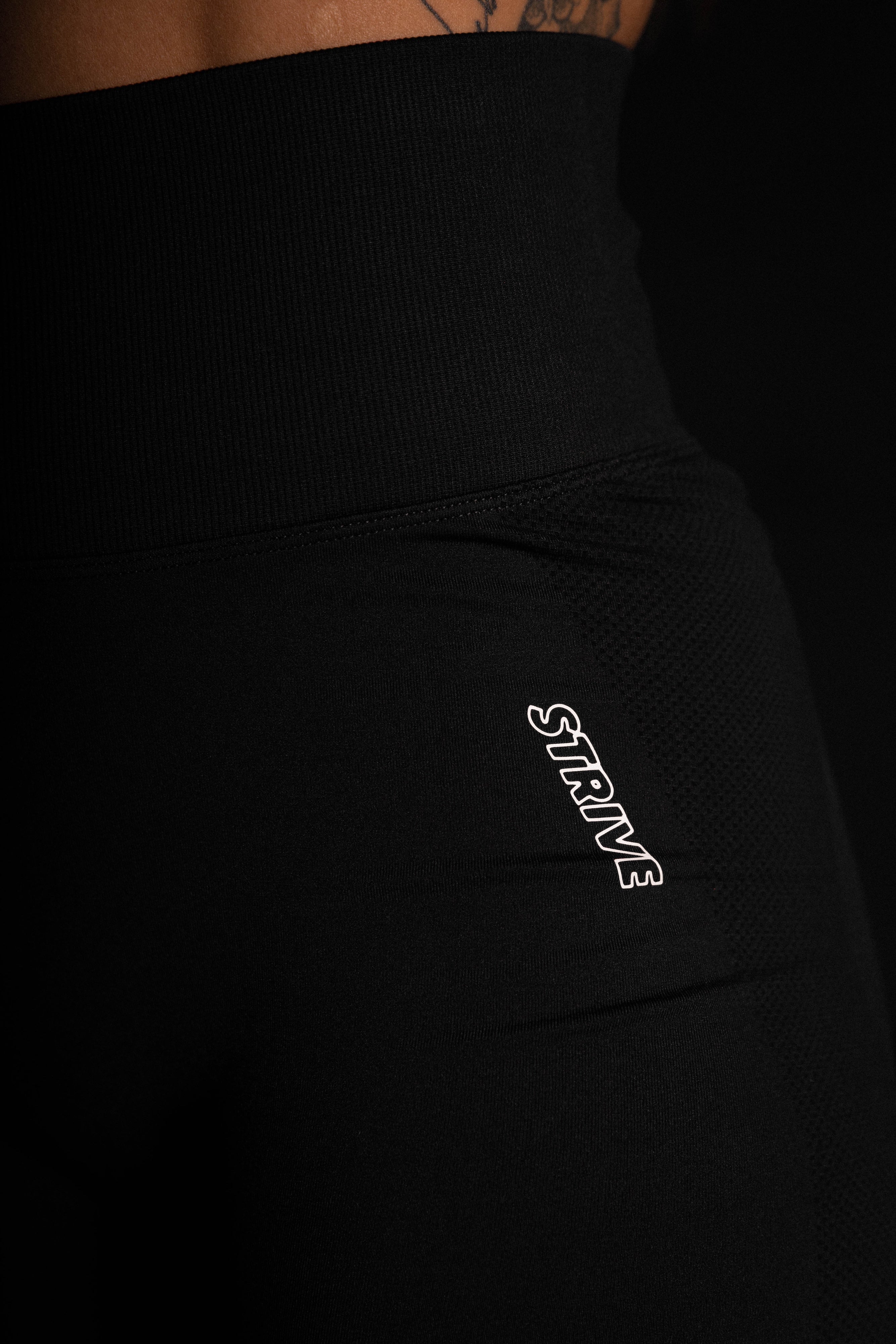 Seamless Shorts - Black