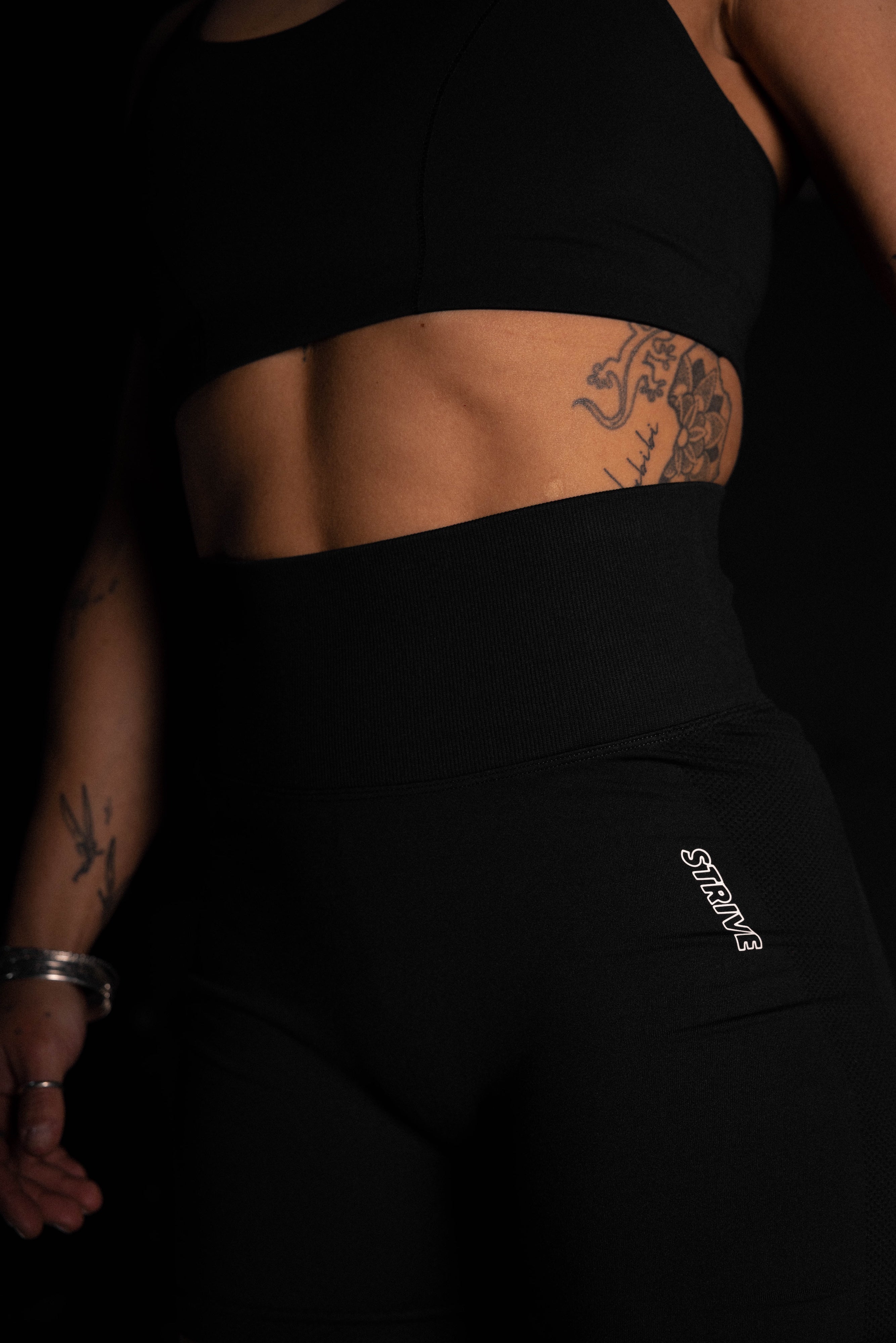 Seamless Shorts - Black