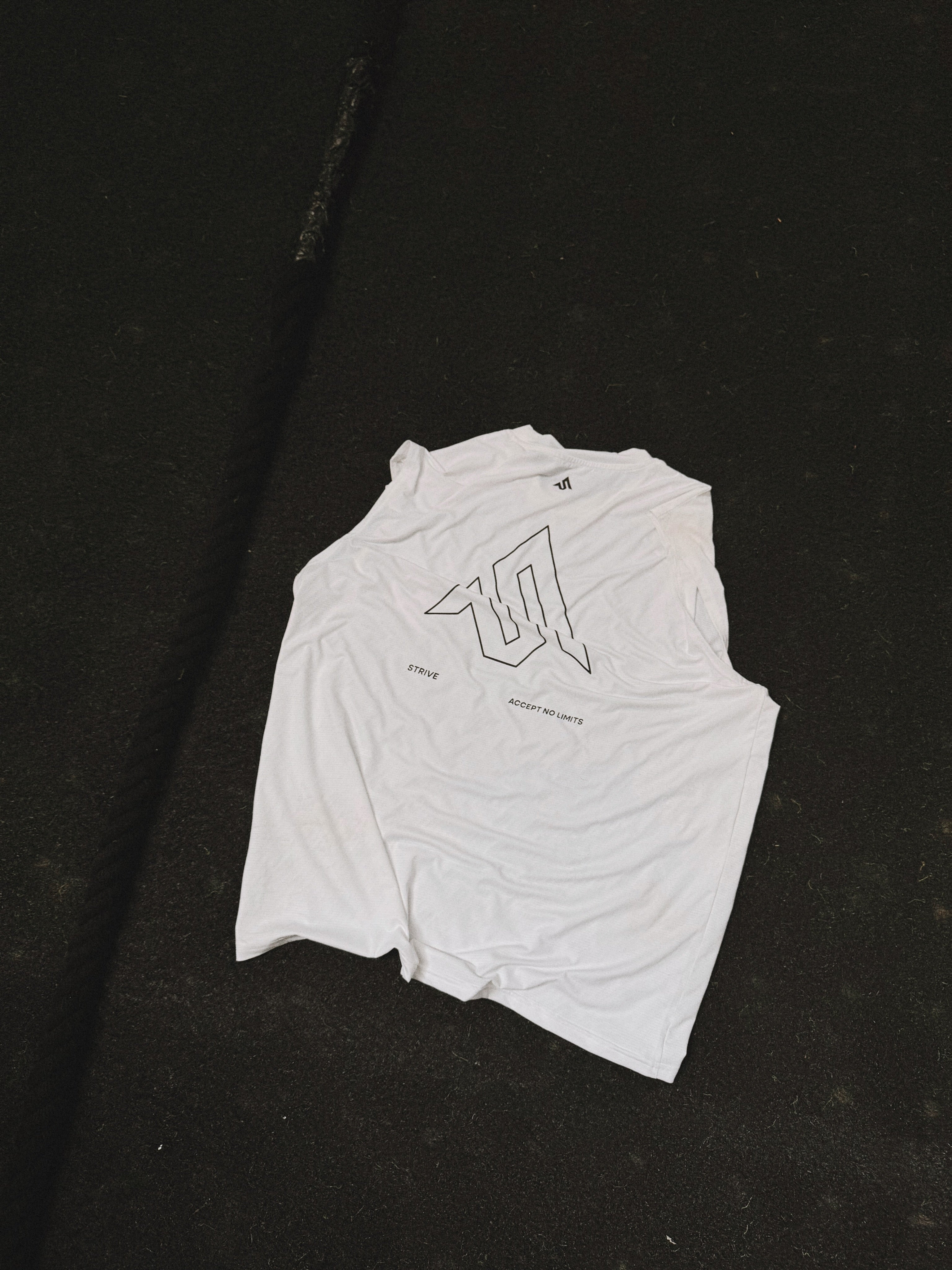 Outline S Logo Cut Off - White