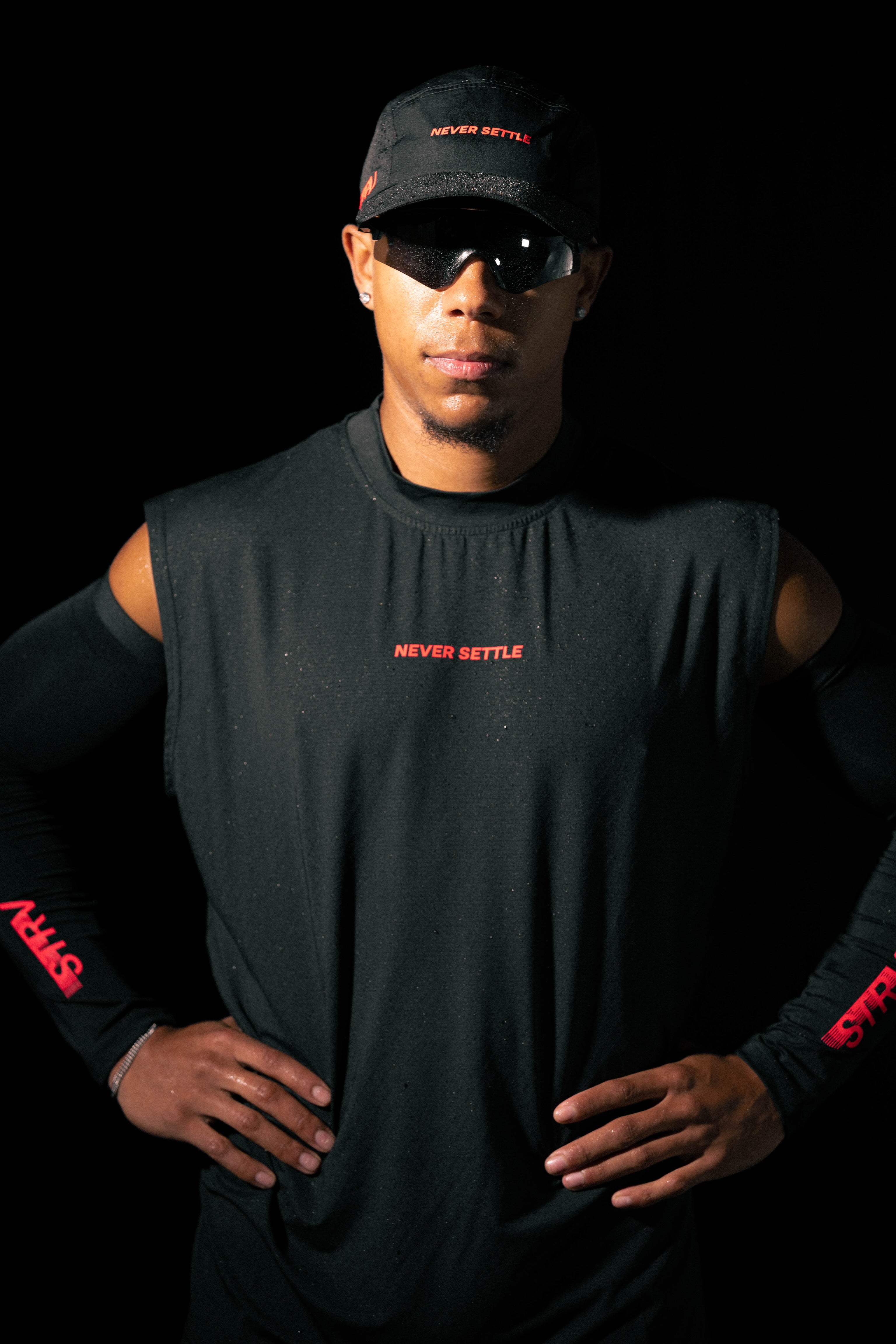Motion S Logo Cut Off - Black/Crimson