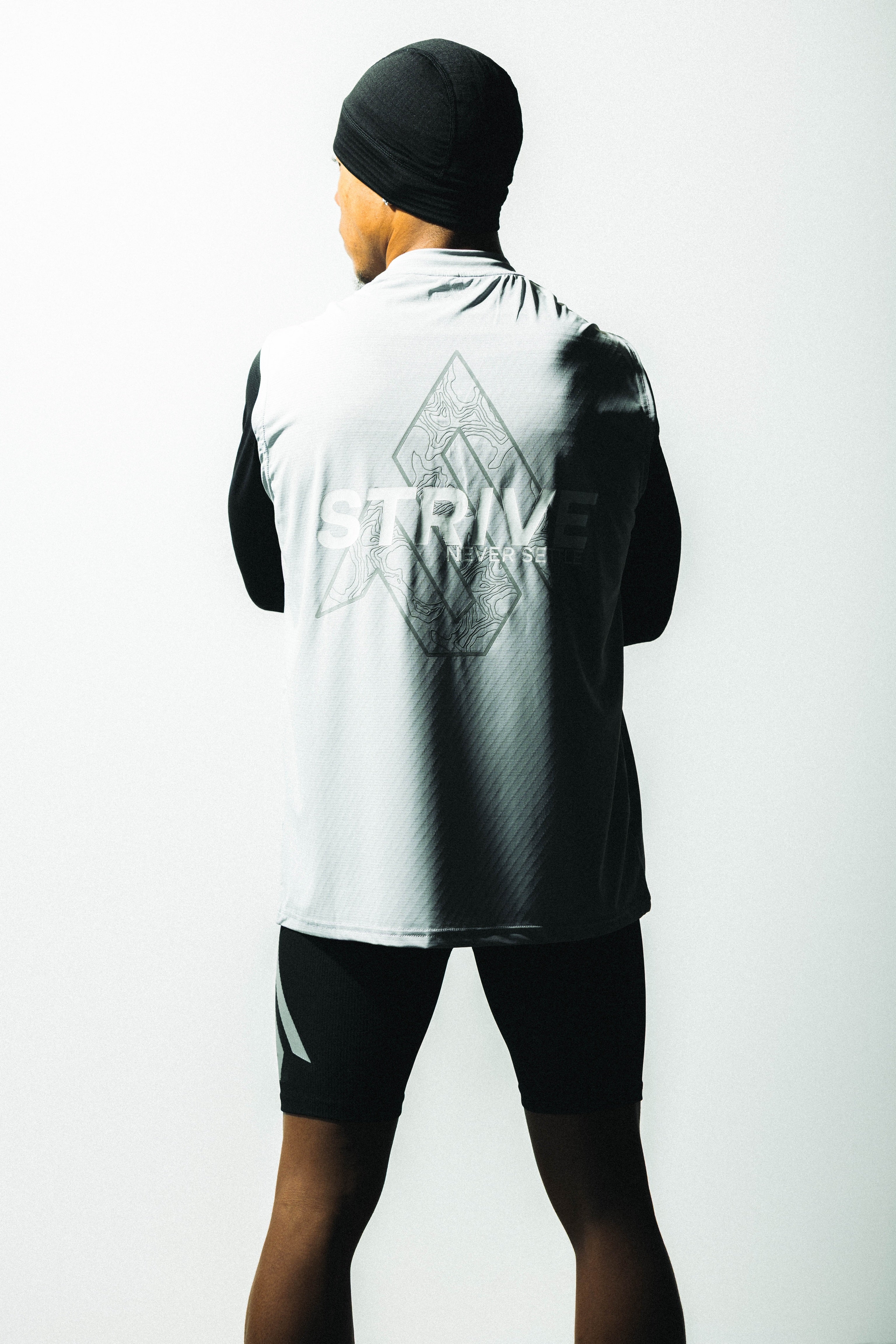 Topography Reflective Cut Off - Chalk Grey