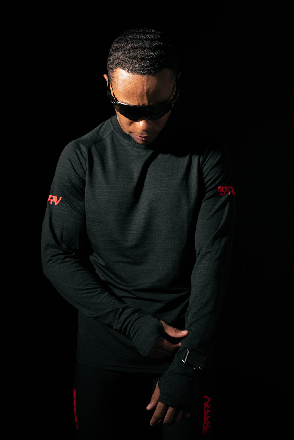 Motion L/S Performance Tee - Black/Crimson