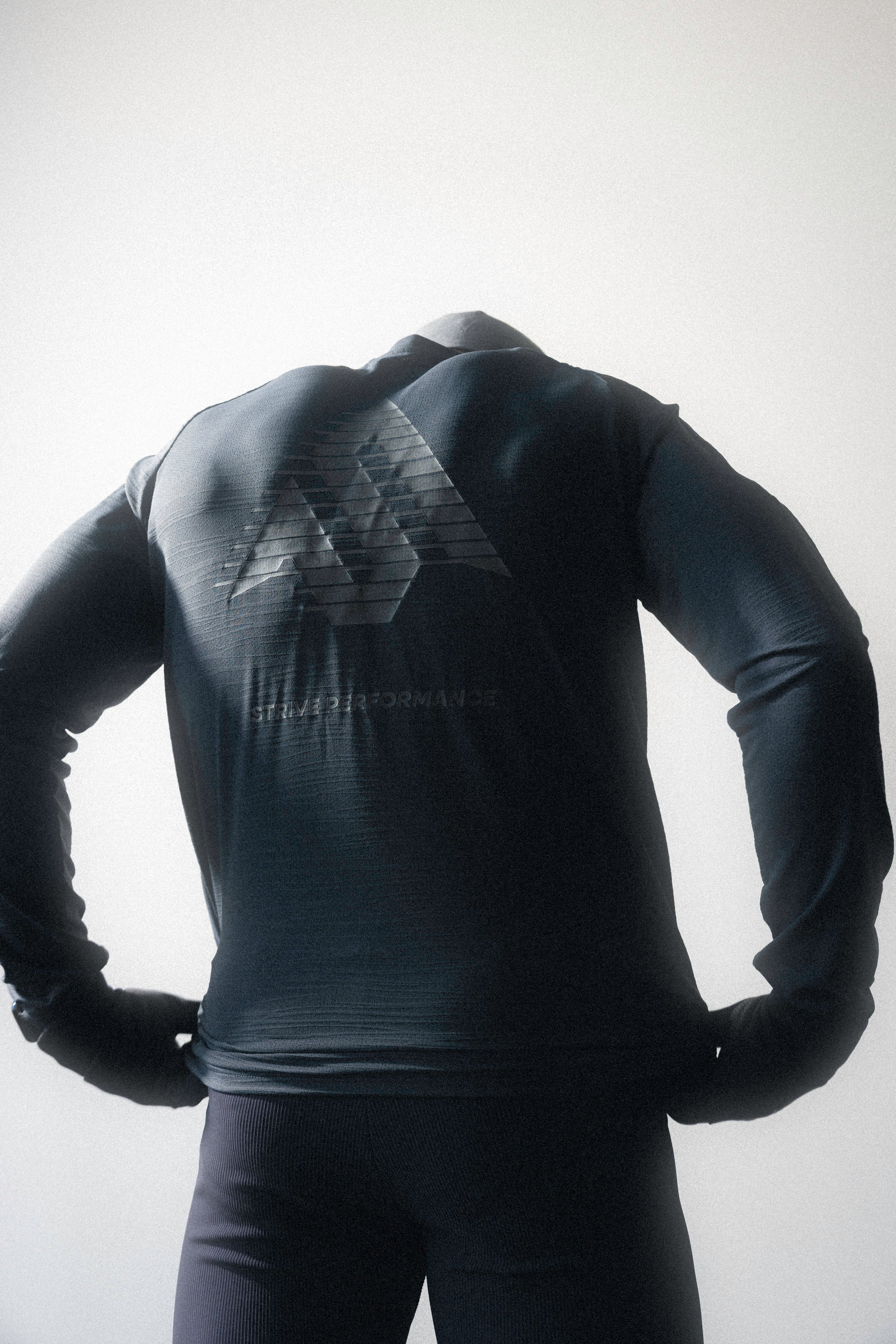 Motion L/S Performance Tee - Stealth Grey