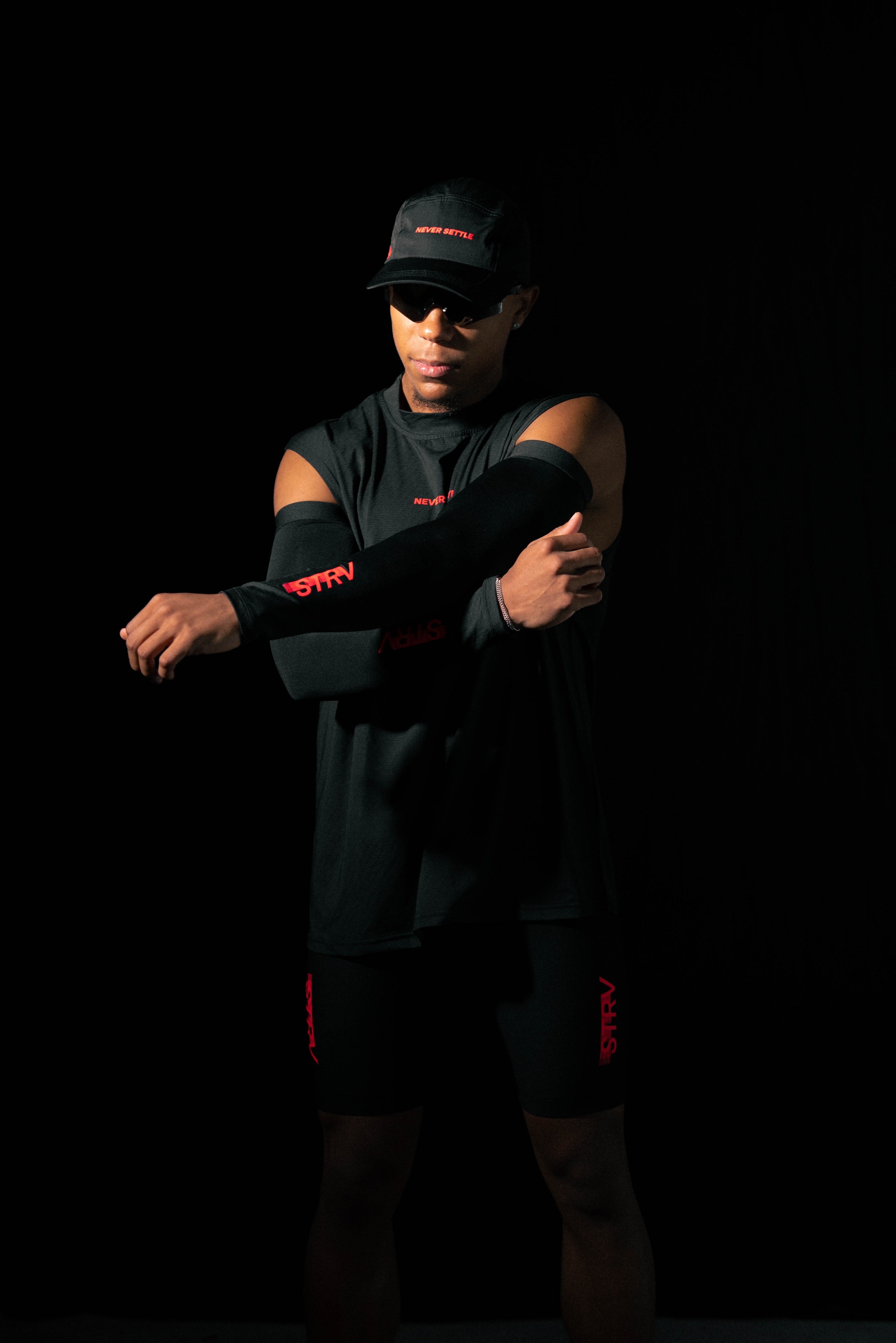 Motion Performance Cap - Black/Crimson